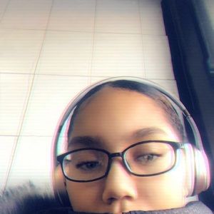 Meet your Posher, Nicolle